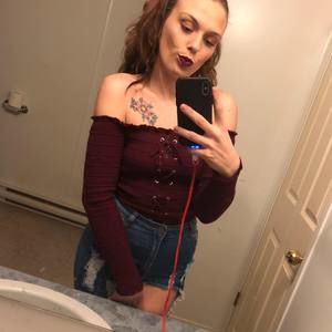 Meet your Posher, Alyssa